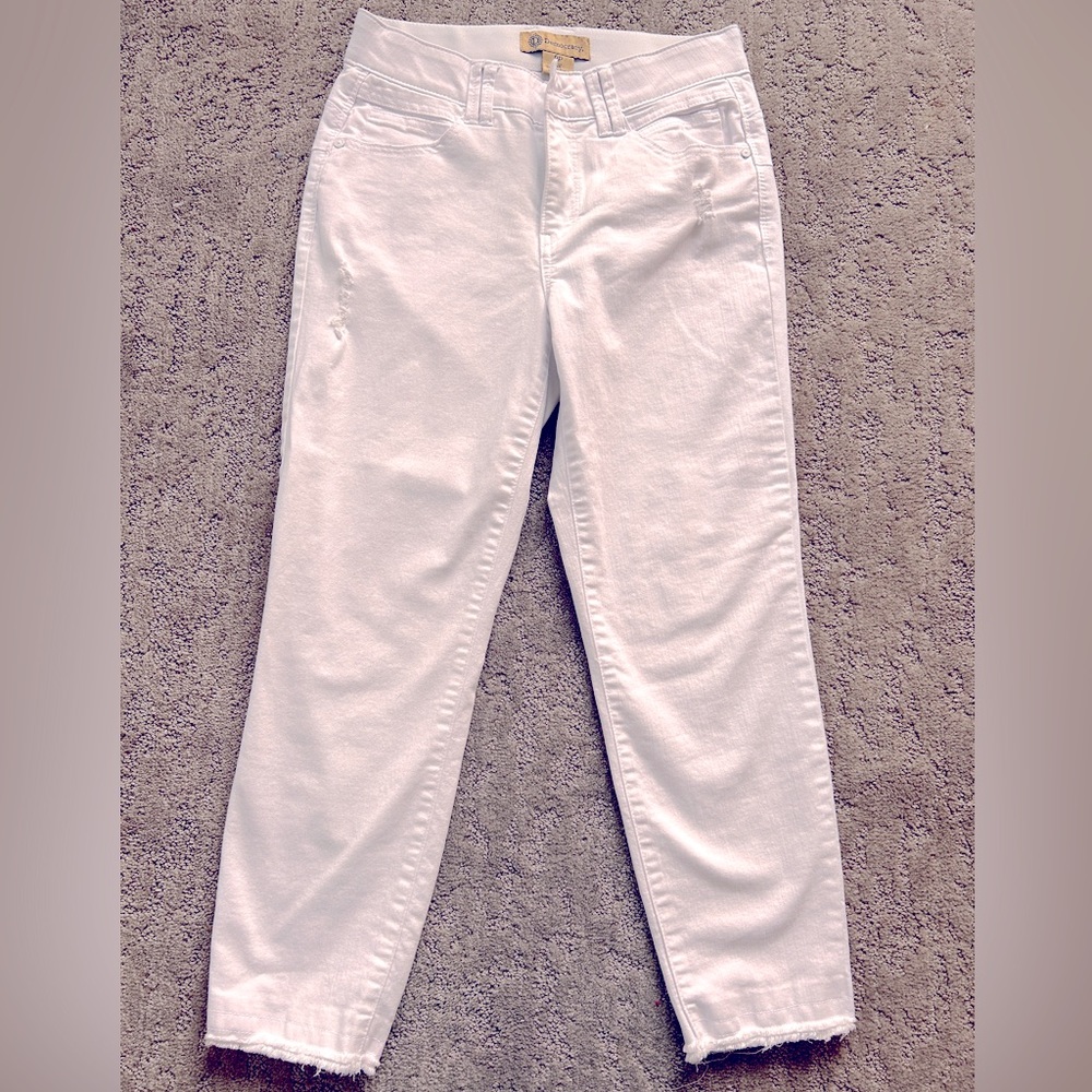 White Democracy Ab-Solution Crop Jeans sz 6P